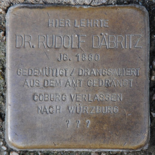 Stolperstein für Dr. Rudolf Däbritz, Gymnasiumsgasse 2