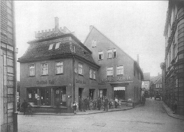 Als die B4 noch durch die Stadt ging oder aus der Geschichte der Ketschengasse