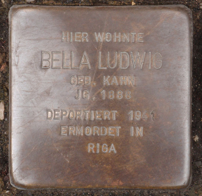 Bella Ludwig, geb. 1888 / Bahnhofstraße 25