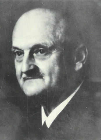 Portrait von Dr. Ernst Fritsch